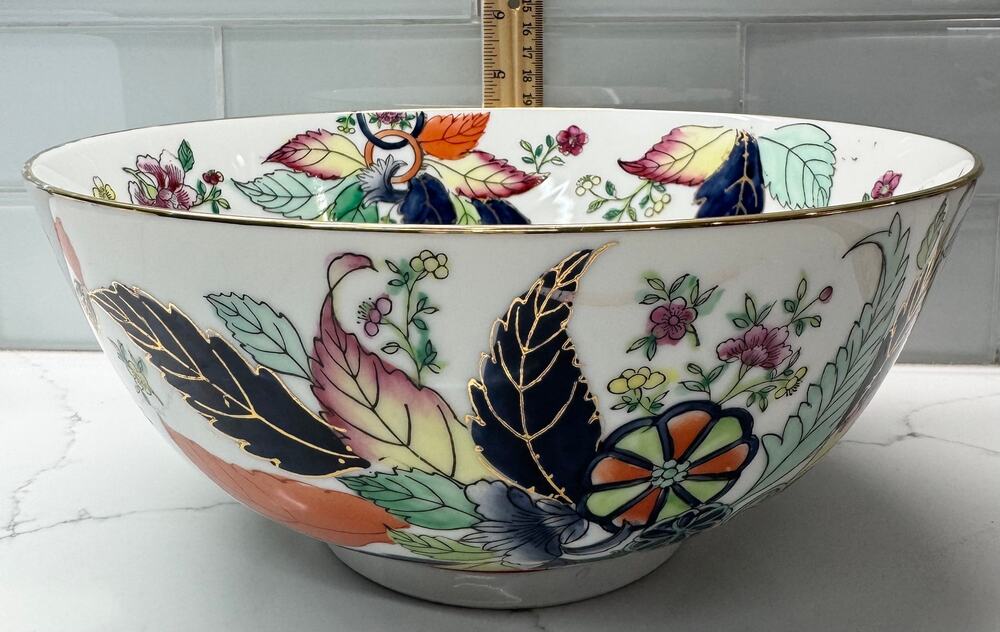 VINTAGE Tobacco Leaf Chinese Export Style Porcelain Bowl, Floral/Gilt Gold Trim
